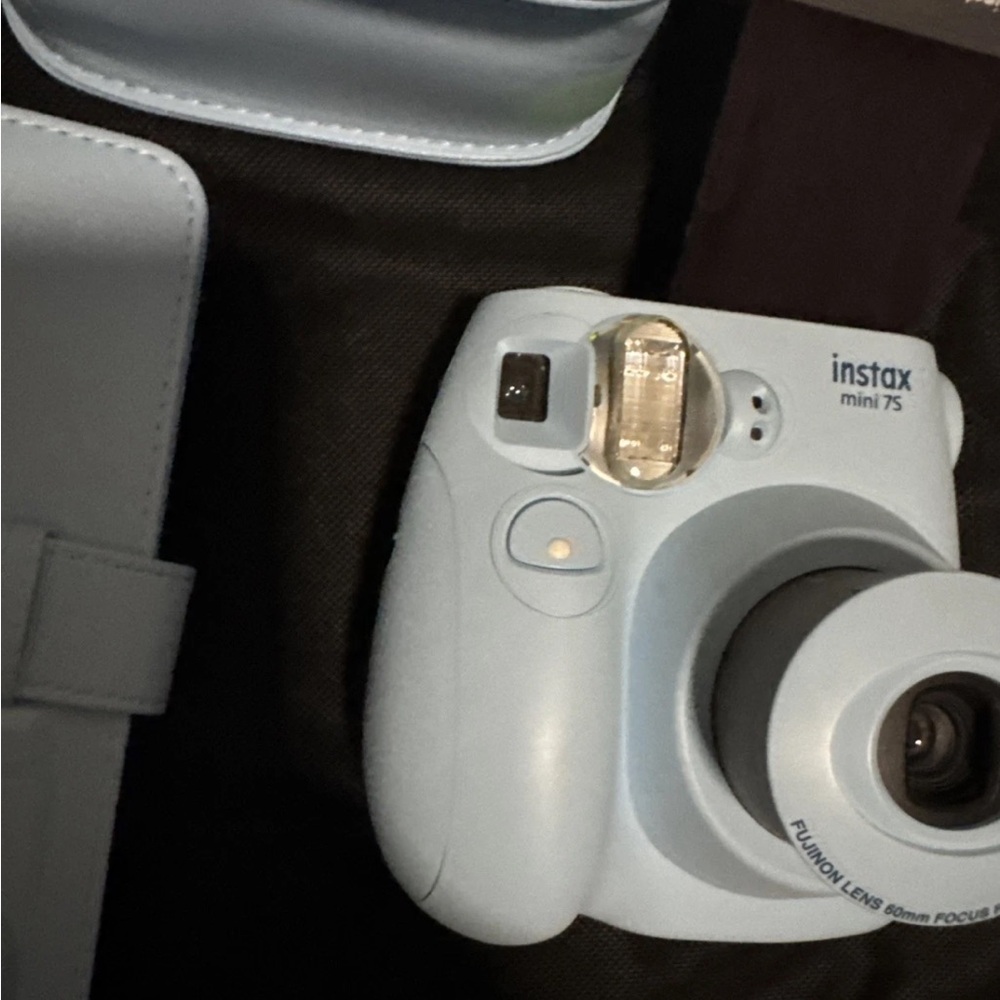 Fujifilm Instax Mini 7S Instant Camera Light Blue PLEASE READ TESTED - Picture 11 of 13